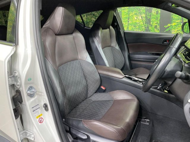 TOYOTA C-HR 2017 Image 31