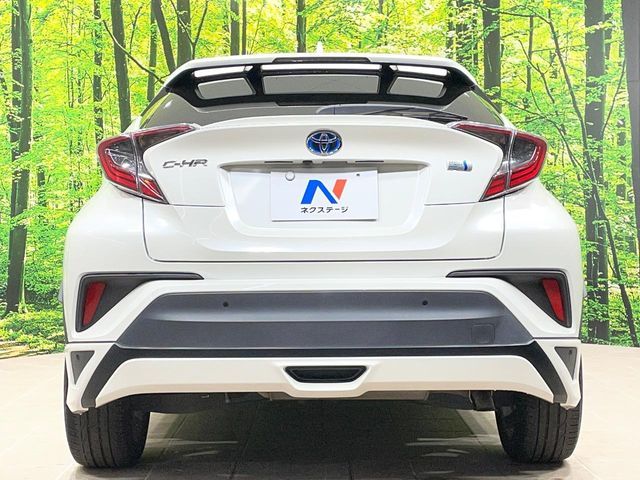 TOYOTA C-HR 2017 Image 31