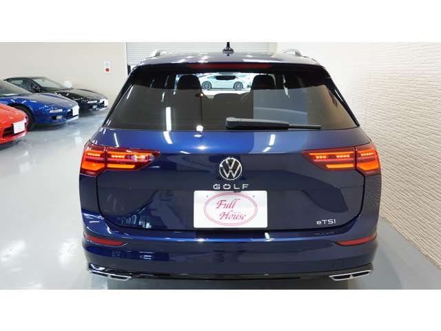 VOLKSWAGEN GOLF VARI 2024 Image 31