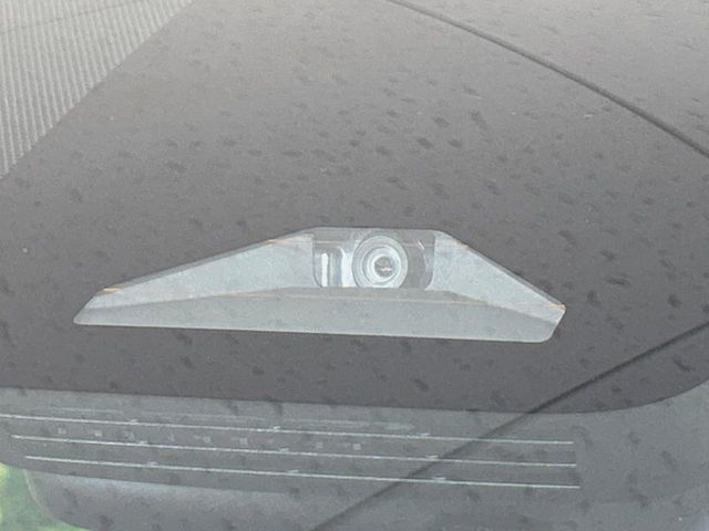 TOYOTA VOXY HYBRID 2023 Image 31