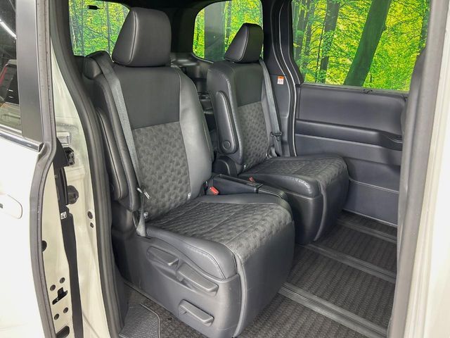 TOYOTA VOXY HYBRID 2023 Image 31