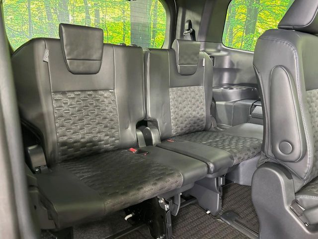 TOYOTA VOXY HYBRID 2023 Image 31