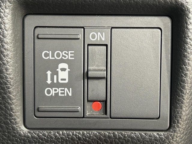 HONDA N BOX CUSTOM 2018 Image 31