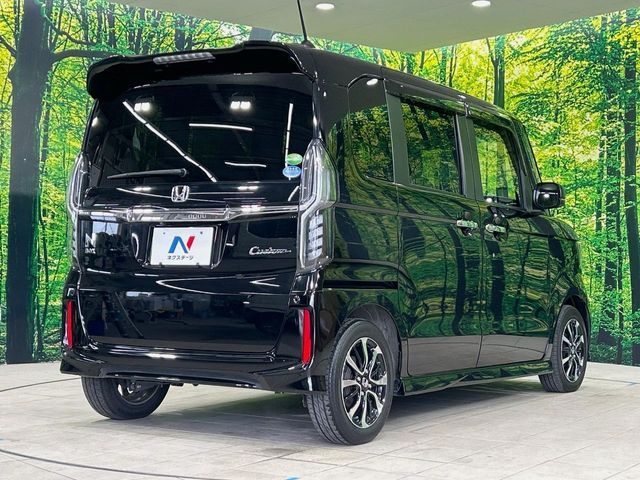 HONDA N BOX CUSTOM 2018 Image 31