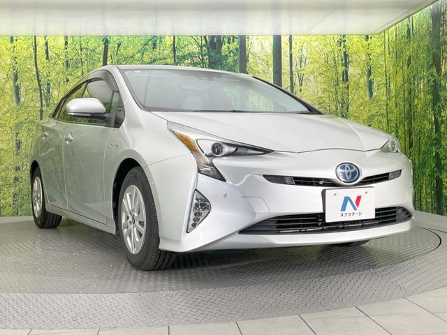 TOYOTA PRIUS 2017 Image 31