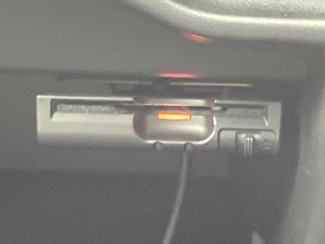 NISSAN NOTE 2017 Image 31