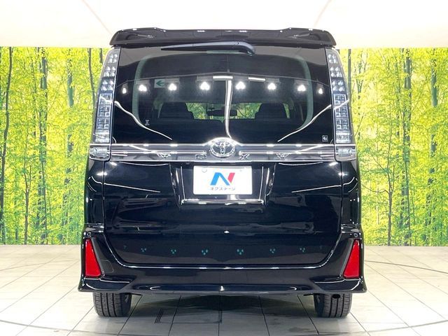 TOYOTA VOXY 2015 Image 31