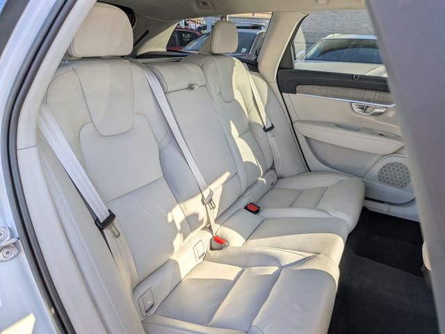 VOLVO V90 2025 Image 31