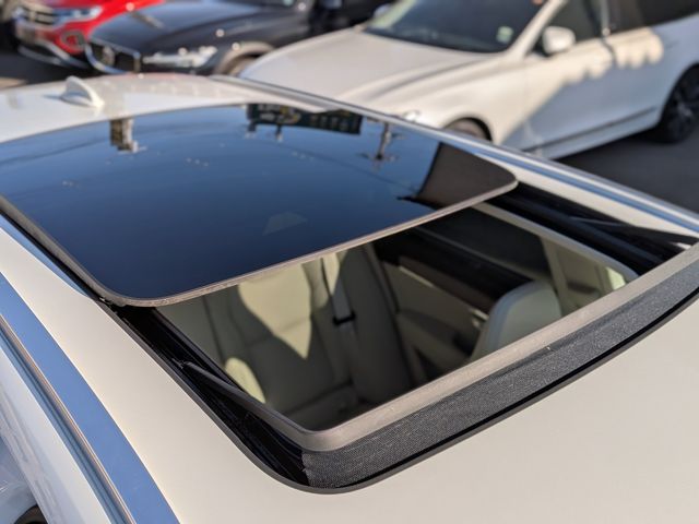 VOLVO V90 2025 Image 31