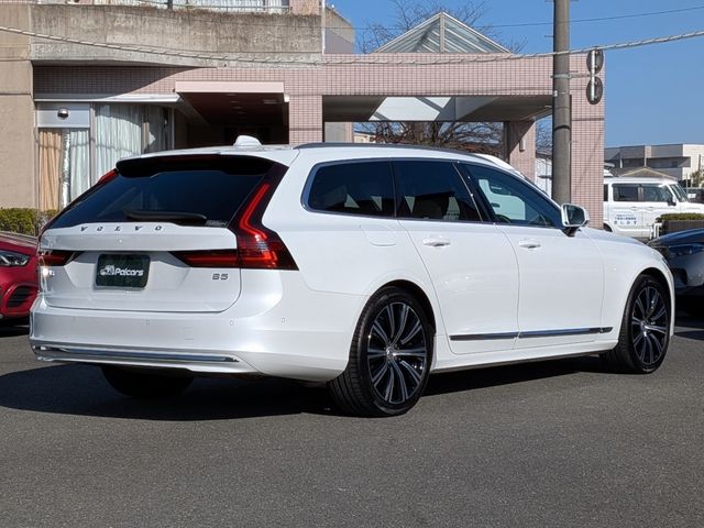 VOLVO V90 2025 Image 31