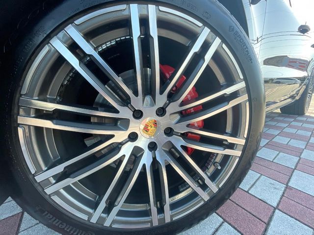 PORSCHE MACAN 2015 Image 31