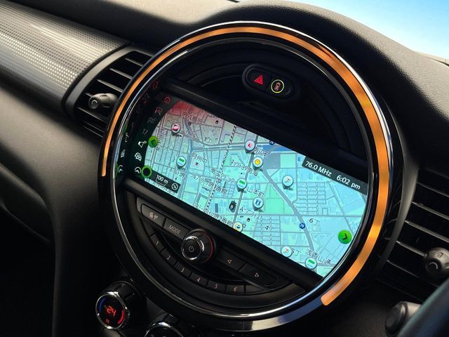 BMW MINI COOPER 5DOOR 2019 Image 31