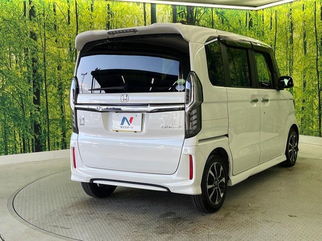 HONDA N BOX CUSTOM 2019 Image 31