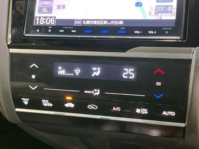 HONDA FIT HYBRID 4WD 2017 Image 31