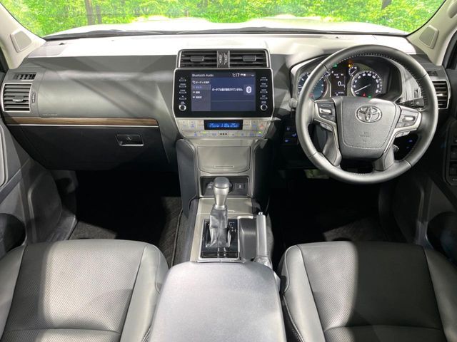 TOYOTA LANDCRUISER PRADO 2023 Image 31