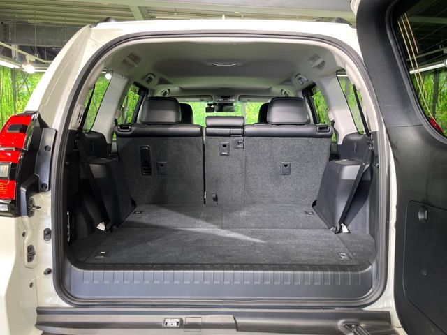 TOYOTA LANDCRUISER PRADO 2023 Image 31