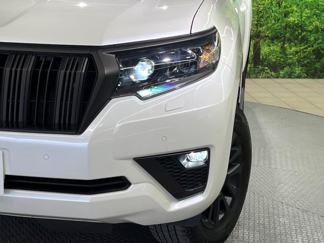 TOYOTA LANDCRUISER PRADO 2023 Image 31