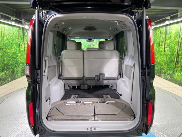 HONDA STEPWAGON 2015 Image 31