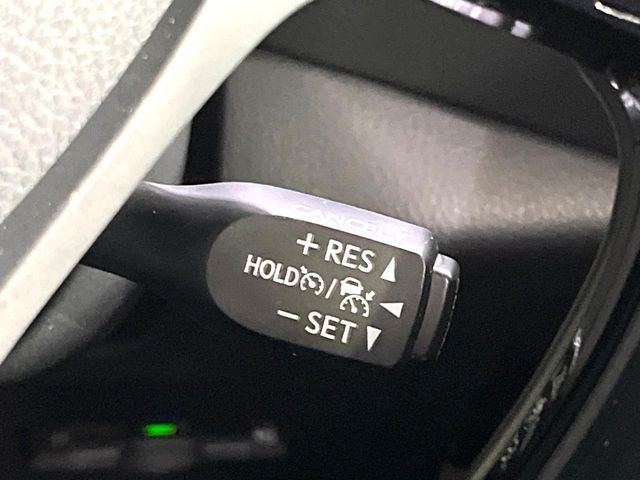 TOYOTA C-HR 2018 Image 31