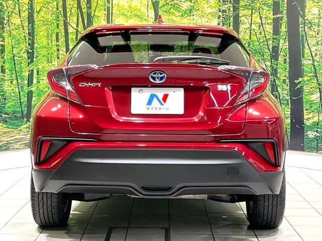 TOYOTA C-HR 2018 Image 31