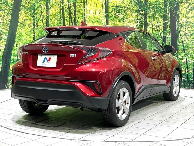 TOYOTA C-HR 2018 Image 31