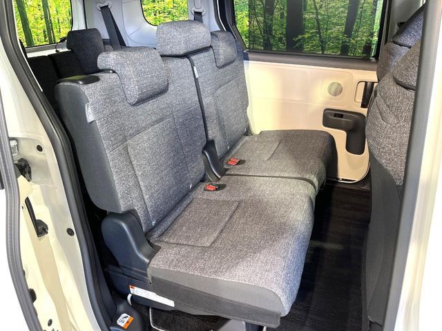 TOYOTA SIENTA HYBRID 2023 Image 31