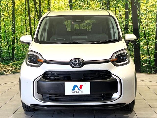 TOYOTA SIENTA HYBRID 2023 Image 31