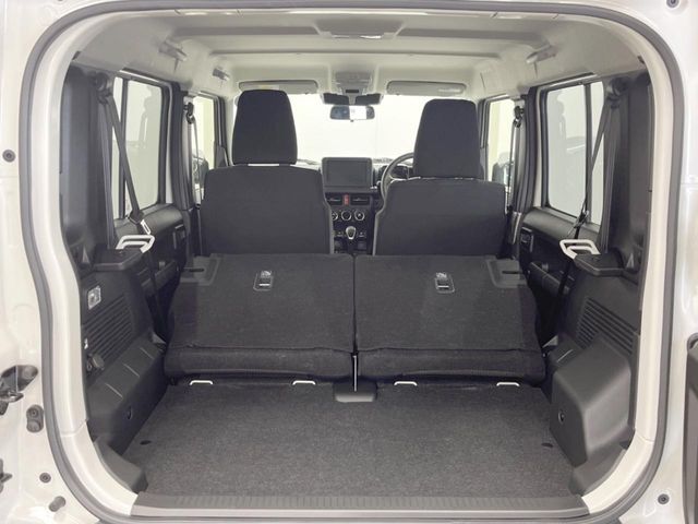 SUZUKI JIMNY NOMADE 2026 Image 31