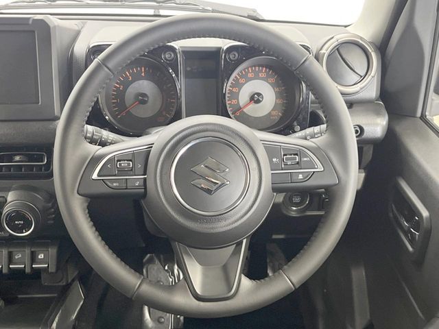 SUZUKI JIMNY NOMADE 2026 Image 31