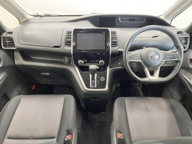 NISSAN SERENA  S-HYBRID 4WD 2018 Image 31