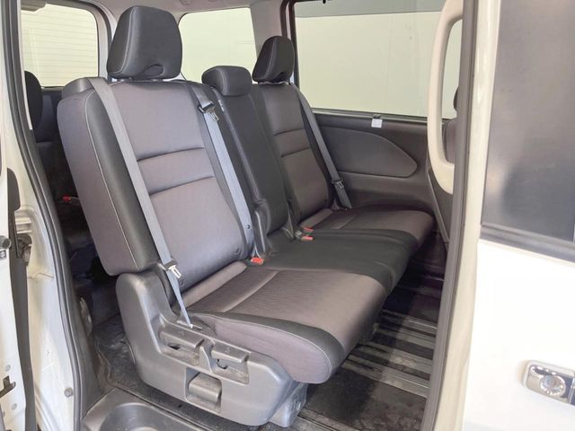 NISSAN SERENA  S-HYBRID 4WD 2018 Image 31