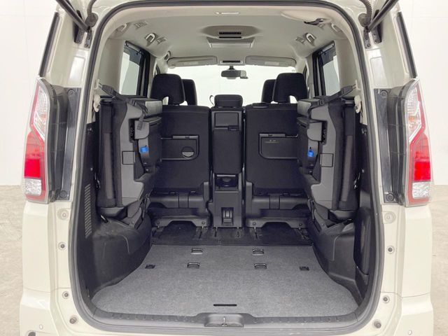 NISSAN SERENA  S-HYBRID 4WD 2018 Image 31