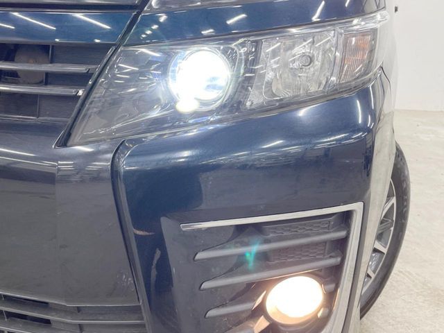 TOYOTA VOXY 4WD 2014 Image 31