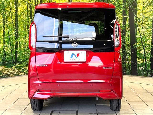 NISSAN ROOX 2024 Image 31