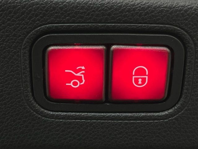 MERCEDES BENZ CLS CL 2018 Image 31