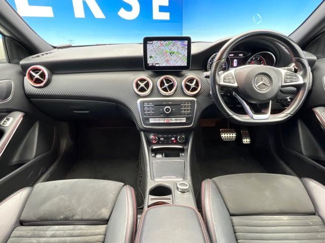 MERCEDES BENZ A CLAS 2017 Image 31