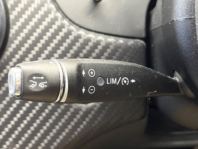 MERCEDES BENZ A CLAS 2017 Image 31