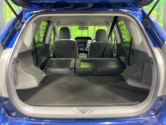 TOYOTA PRIUS ALPHA 2013 Image 31