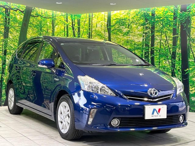 TOYOTA PRIUS ALPHA 2013 Image 31