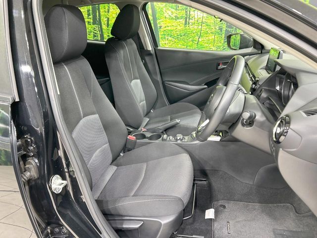 MAZDA DEMIO 2018 Image 31