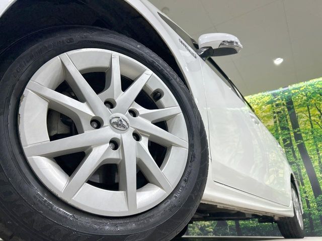 TOYOTA PRIUS ALPHA 2013 Image 31