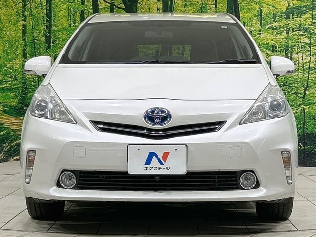 TOYOTA PRIUS ALPHA 2013 Image 31