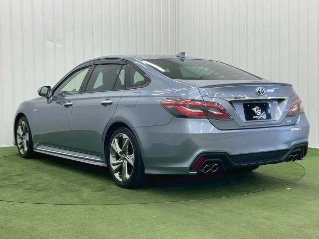 TOYOTA CROWN SEDAN HYBRID 2019 Image 31