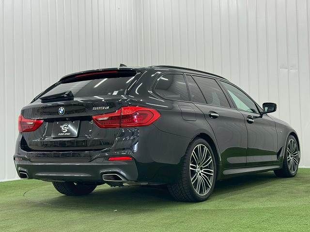 BMW 5SERIES TOURING 2019 Image 31