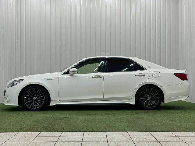 TOYOTA CROWN SEDAN HYBRID 2013 Image 31