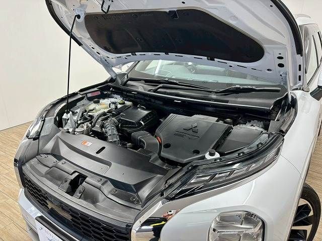 MITSUBISHI OUTLANDER PHEV 2023 Image 31