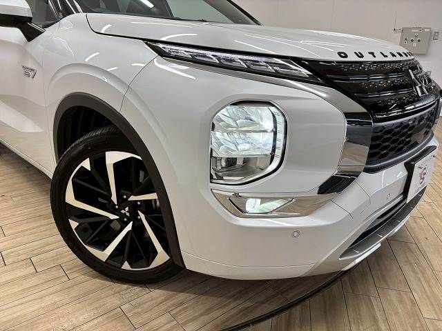 MITSUBISHI OUTLANDER PHEV 2023 Image 31