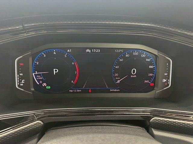 VOLKSWAGEN T-CROSS 2021 Image 31