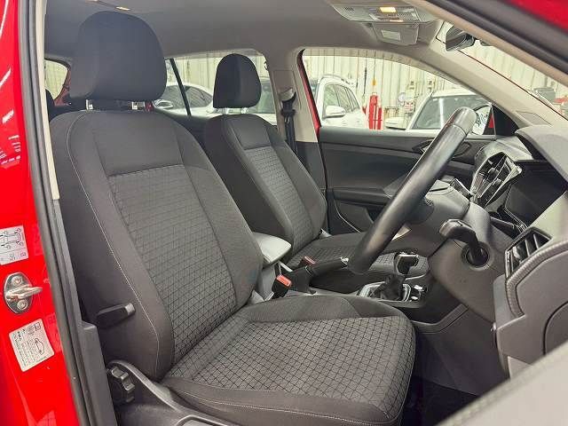 VOLKSWAGEN T-CROSS 2021 Image 31