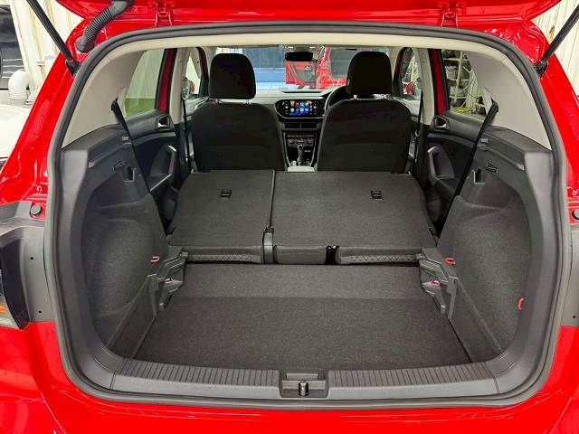 VOLKSWAGEN T-CROSS 2021 Image 31